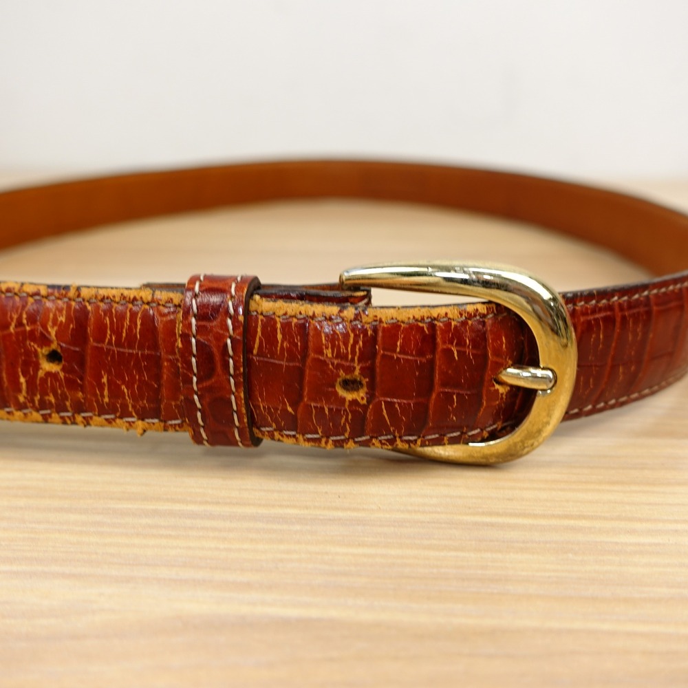 COLE HAAN Belt Crocodile Skinny Leather 34 85 M Brown Gold Buckle Embossed USA